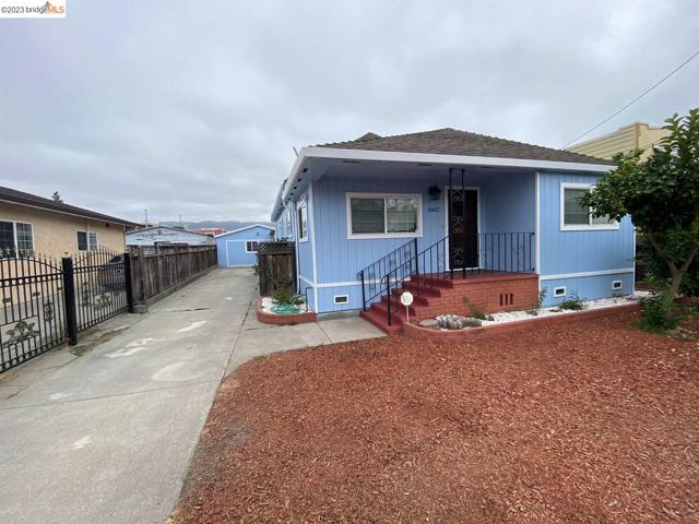 3482 Paxton Ave, Oakland, California 94601-3229, 3 Bedrooms Bedrooms, ,2 BathroomsBathrooms,Single Family Residence,For Sale,Paxton Ave,41039294