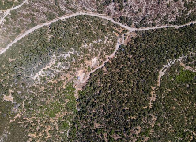 71418 Jolon Road, Bradley CA: https://media.crmls.org/mediaz/653099b4-b4e6-4858-865f-839d8a55c5e1.jpg