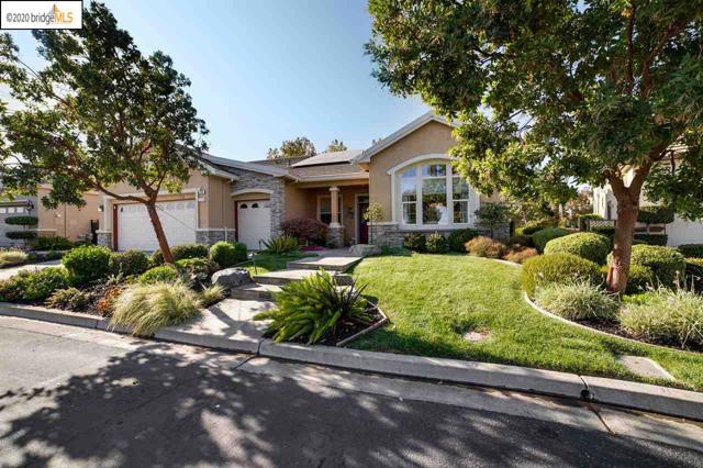 283 Monarch Ter Brentwood, California Casual easy living at its best. A dramatically and aesthetically pleasing home with generous family and living areas. Rich decorator colors and features make this truly a custom home. Stainless steel appliances and granite counters in kitchen. One of a kind wall art in living room and kitchen set the mood for entertaining. Kitchen and adjoining family room share lovely views of golf course. Shady private patio with built in barbecue center promises many afternoons and evenings to be enjoyed outside with family and friends!!Generous Master suite with door out to patio! Comfortable Guest Suite. Seperate den/office allows for private space away from bedrooms. Formal living and dining room. Interior laundry room. 2 car garage with golf cart garage. Located at the end of a cul de sac with golf course views from the front of the home and from the backyard patio, this couldn't be a more perfect place to call "home"!