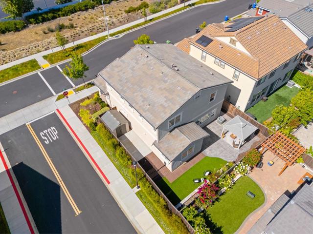 39806 Tomcod Street, Newark CA: https://media.crmls.org/mediaz/65316866-1281-4d67-a079-66c875d615a9.jpg