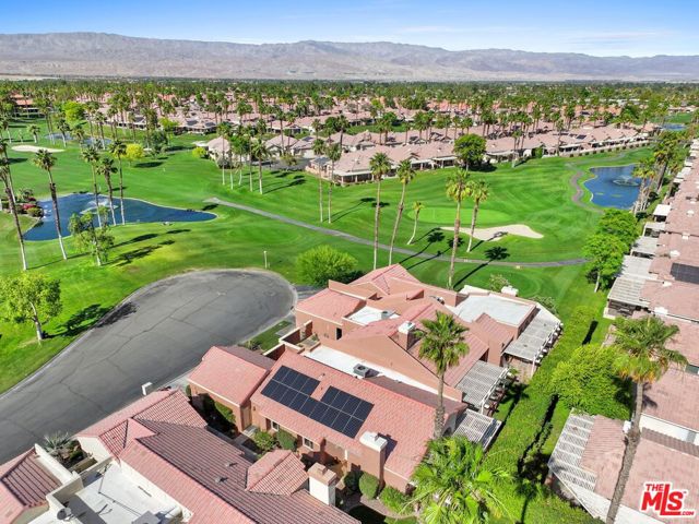 76645 Sheba Way, Palm Desert CA: https://media.crmls.org/mediaz/653171e7-5388-49d8-887e-fedb060cbe2b.jpg
