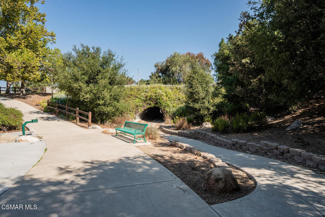 579 Rio Grande Circle, Thousand Oaks CA: https://media.crmls.org/mediaz/6531fa70-56d8-4caa-aa12-a055ef85e444.jpg