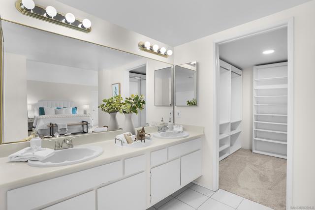 2071 Monaco Ct, El Cajon CA: https://media.crmls.org/mediaz/6532f711-212c-4256-b48f-6e928e164d3d.jpg
