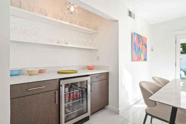 1175 E San Lucas Road, Palm Springs CA: https://media.crmls.org/mediaz/65335830-a6dd-4bd0-8076-a131c0cfe992.jpg