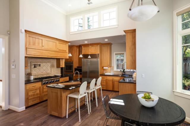 484 Orange Avenue, Los Altos CA: https://media.crmls.org/mediaz/65345df6-e48c-450c-99cb-00e912cfd7c0.jpg