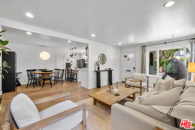3775 Ashwood Avenue, Los Angeles CA: https://media.crmls.org/mediaz/6534a762-70b1-4c93-ab4b-ded3f0f9ba02.jpg