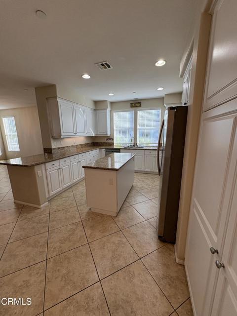 Detail Gallery Image 10 of 41 For 5647 Brubeck St, Ventura,  CA 93003 - 3 Beds | 2/1 Baths