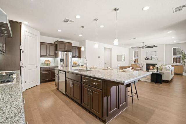 29732 Cantera Drive, Hayward CA: https://media.crmls.org/mediaz/6535ceeb-6617-43ba-b8aa-d88af620ee07.jpg