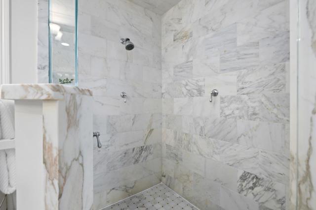 Image 23 of 47 For 1360 Parrott Drive