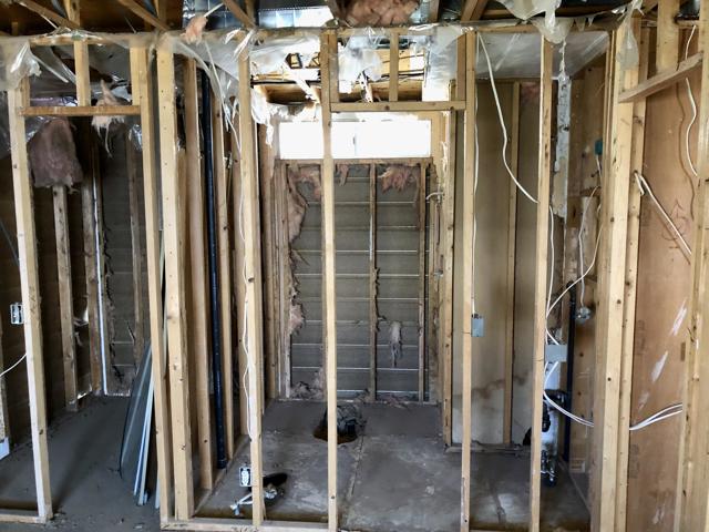 46618 Madison Street, Indio CA: https://media.crmls.org/mediaz/6536a4a5-5f47-4e3e-8c8e-1b330d71639e.jpg