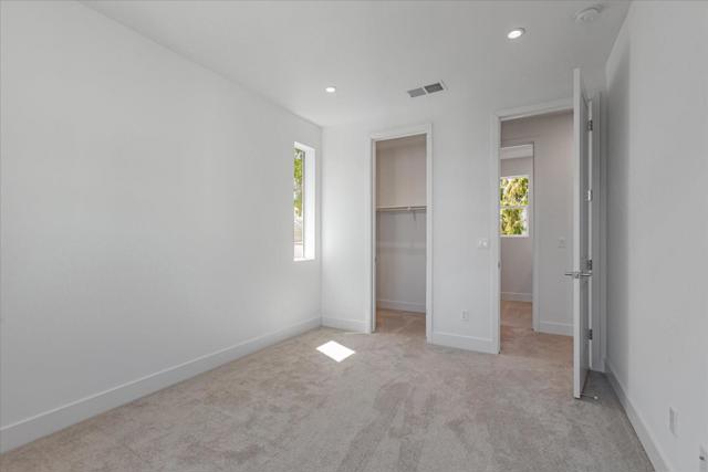 328 Isabelline Court, San Ramon CA: https://media.crmls.org/mediaz/653722ca-977e-4761-8dbf-d0cada554d9f.jpg