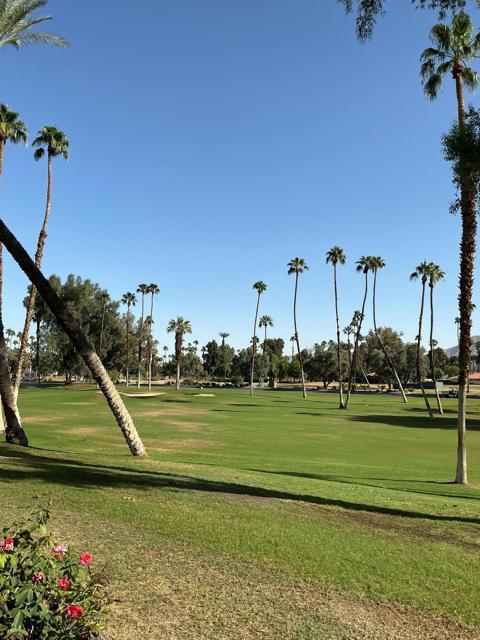 211 La Paz Way, Palm Desert, CA 92260
