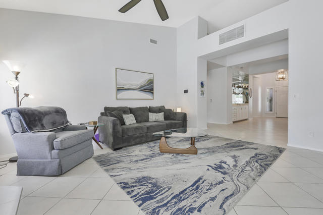 Image 11 of 31 For 40346 Barington Drive
