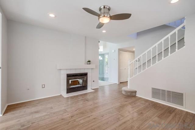 14811 Summerbreeze Way, San Diego CA: https://media.crmls.org/mediaz/6538b959-1aa7-49ea-bc34-0fa3d499647b.jpg