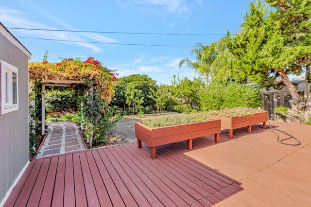 403 Mignot Lane, San Jose CA: https://media.crmls.org/mediaz/653943fa-2f06-4046-8bc9-98ef24b2e96e.jpg