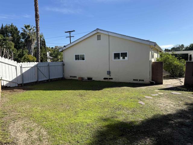 Detail Gallery Image 24 of 27 For 5008 Faber Way, San Diego,  CA 92115 - 3 Beds | 2 Baths