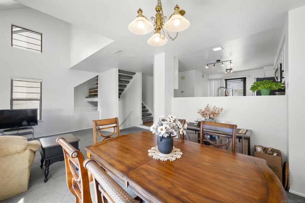 MLS #250031714SD img 19