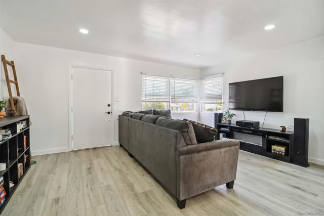 4712 4714 Harbinson Ave., La Mesa CA: https://media.crmls.org/mediaz/653b4ecf-3e8f-4dbe-8b21-d2b83c590fc2.jpg