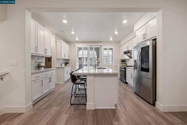236 Plum Tree Street, Livermore CA: https://media.crmls.org/mediaz/653b5b48-6f41-4f85-b287-3d2a289356ea.jpg