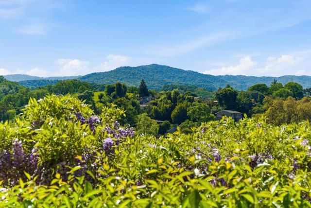 6915 Castlerock Drive, San Jose CA: https://media.crmls.org/mediaz/653cb1b1-6a4e-44fa-929e-bc935ea28a35.jpg