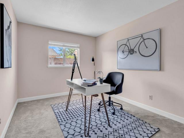 170 Gonzalez Drive, Hollister CA: https://media.crmls.org/mediaz/653d25c4-5dcc-4c0f-a0a4-cb19d49ea6cb.jpg