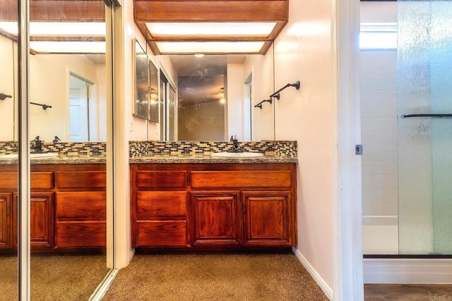 18822 Possum Pass, Valley Center CA: https://media.crmls.org/mediaz/653df730-82aa-458f-b640-2620b260ba7c.jpg