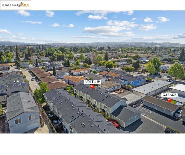 21564 Meekland ave, Hayward CA: https://media.crmls.org/mediaz/653e45fe-ff90-4a49-8c47-e1c00b641c62.jpg