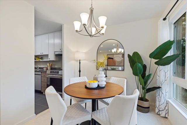 818 N Delaware Street, San Mateo CA: https://media.crmls.org/mediaz/653e47e7-f93c-42e9-9272-68121cfc757e.jpg