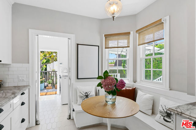 10736 Le Conte Avenue, Los Angeles CA: https://media.crmls.org/mediaz/653e5e9f-0a00-40d4-b47a-b382f43b18fb.jpg