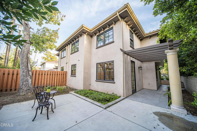 1978 Huntington Drive, South Pasadena CA: https://media.crmls.org/mediaz/653e8bed-aff3-4aea-a136-df2e18a70239.jpg