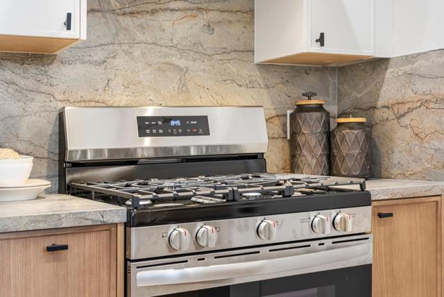 840 8th Avenue, Redwood City CA: https://media.crmls.org/mediaz/653ec906-5d5a-472c-86b1-4e8d39e7a6b9.jpg