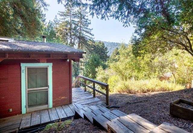 429 Fairview Avenue, Boulder Creek CA: https://media.crmls.org/mediaz/653f3378-1535-42b9-ab7b-d4247f17efd9.jpg
