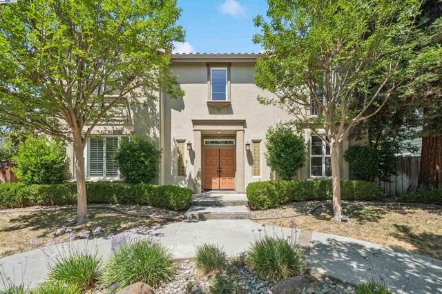 2089 Staghorn Way, Livermore CA: https://media.crmls.org/mediaz/65414bd1-0963-4624-8831-75d3f253aedb.jpg