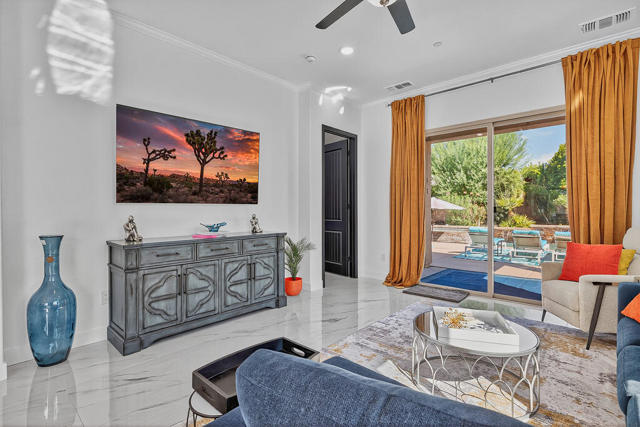 39205 Calle Popoca, Indio CA: https://media.crmls.org/mediaz/6541ab39-69e3-4768-8157-147c05f3d0e6.jpg