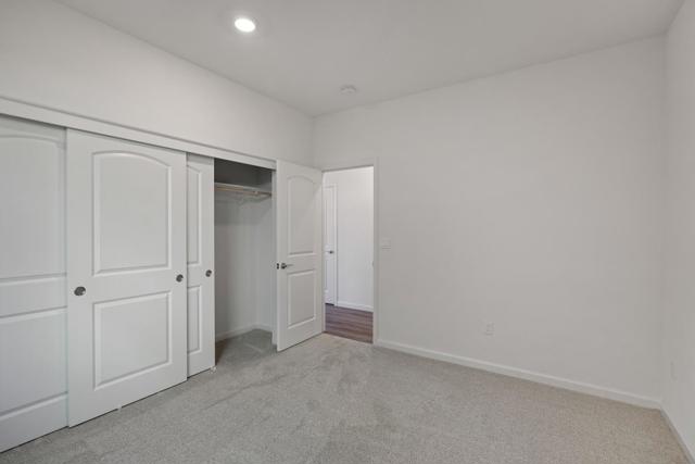 2130 Gladiola Drive, Hollister CA: https://media.crmls.org/mediaz/65440778-2115-45a5-8fec-d1dfb1ac389e.jpg