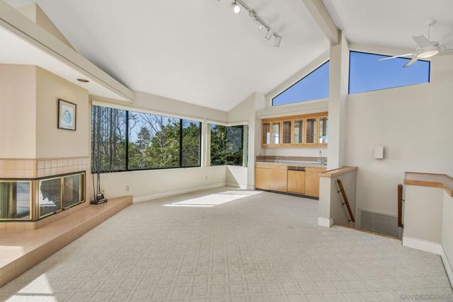 Image 12 of 29 For 5912 La Jolla Blvd