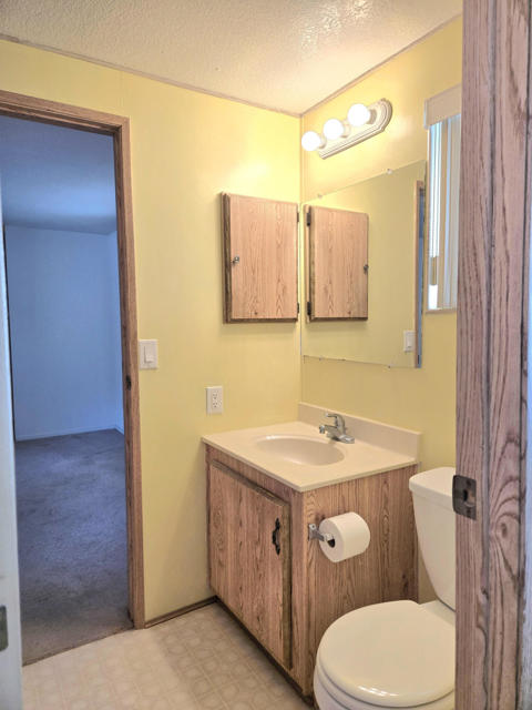 234 Settles Drive, Cathedral City CA: https://media.crmls.org/mediaz/6544fe90-78fb-4ecb-9ed6-d33d82562482.jpg