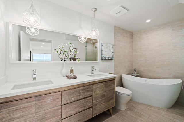 Detail Gallery Image 35 of 75 For 13645 Mira Montana, Del Mar,  CA 92014 - 4 Beds | 3/1 Baths