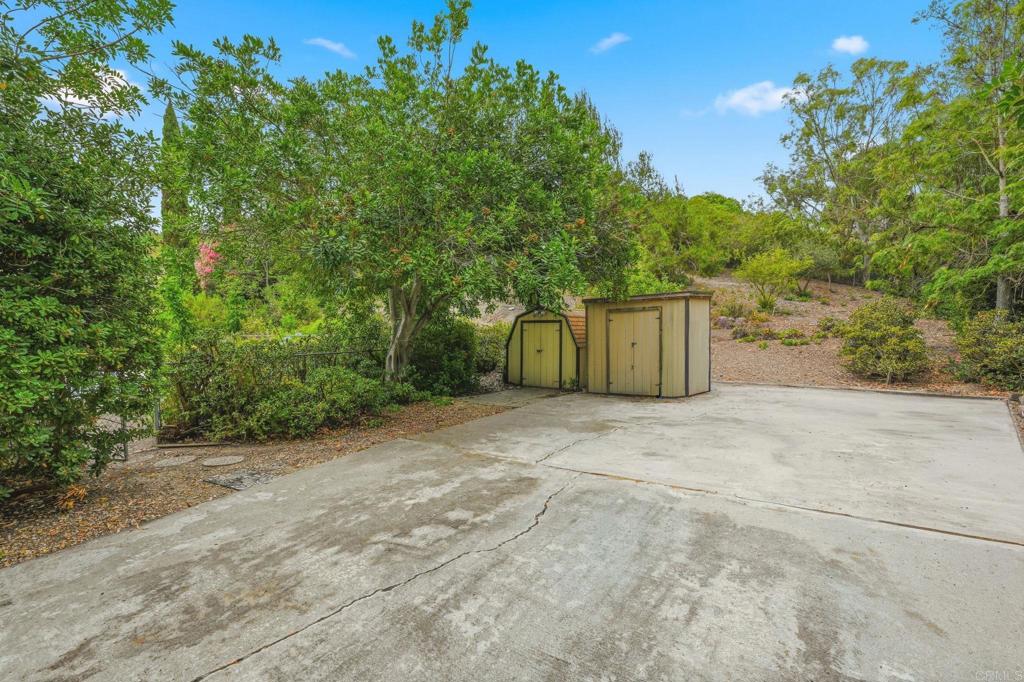 3679 Cameo Dr - photo 10