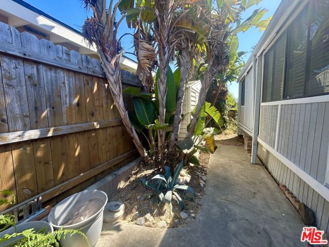 16321 Pacific Coast Highway, Pacific Palisades, California 90272, 2 Bedrooms Bedrooms, ,1 BathroomBathrooms,Residential,For Sale,Pacific Coast,24433233