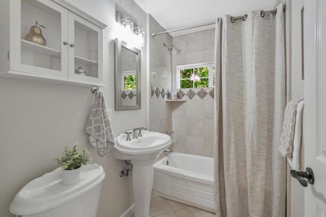 3233 Irlanda Way, San Jose CA: https://media.crmls.org/mediaz/6546a2dc-e27d-4641-b569-43c320c59eb5.jpg