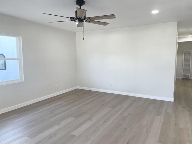 Detail Gallery Image 11 of 16 For 2416 Shamrock St, San Diego,  CA 92105 - 3 Beds | 2 Baths