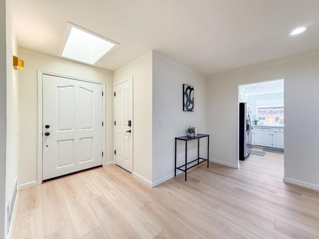 6137 Ashburton Drive, San Jose CA: https://media.crmls.org/mediaz/6547dad7-1f20-4df8-8e95-12d379556bfe.jpg