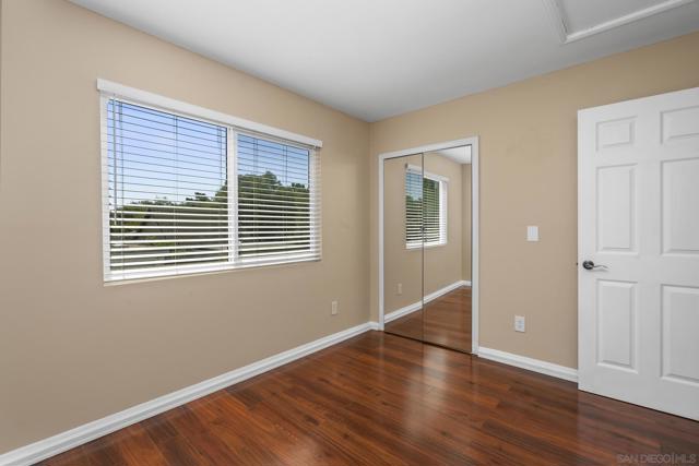10748 Escobar Dr, San Diego CA: https://media.crmls.org/mediaz/65480219-b4a3-4b74-9dba-403c9dac3d48.jpg