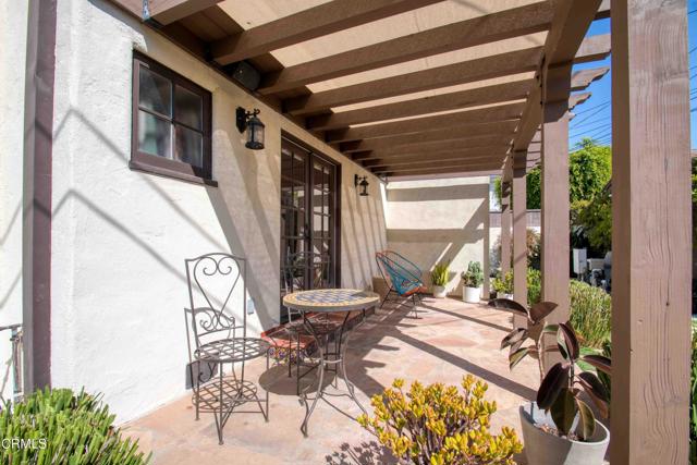 Detail Gallery Image 42 of 50 For 1014 Stearns Dr, Los Angeles,  CA 90035 - 3 Beds | 3 Baths