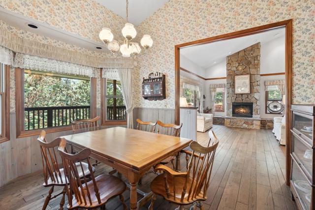 24905 Skyland Road, Los Gatos CA: https://media.crmls.org/mediaz/65493193-4e1f-4c24-9b29-21079434441f.jpg