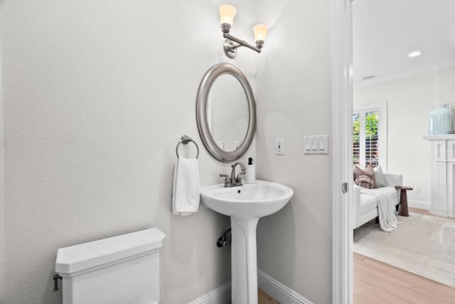 16717 Shannon Road, Los Gatos CA: https://media.crmls.org/mediaz/654a2c21-6567-42c4-8349-8925f28c1558.jpg