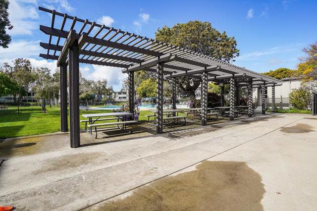 1051 Beach Park Boulevard, Foster City CA: https://media.crmls.org/mediaz/654b201f-110b-495d-b7a0-68a3bcadff2e.jpg