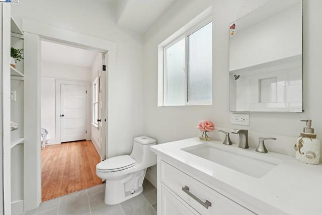 2155 42nd ave, Oakland CA: https://media.crmls.org/mediaz/654c8461-f3ff-4b1e-9bb4-cc7cd5feb212.jpg