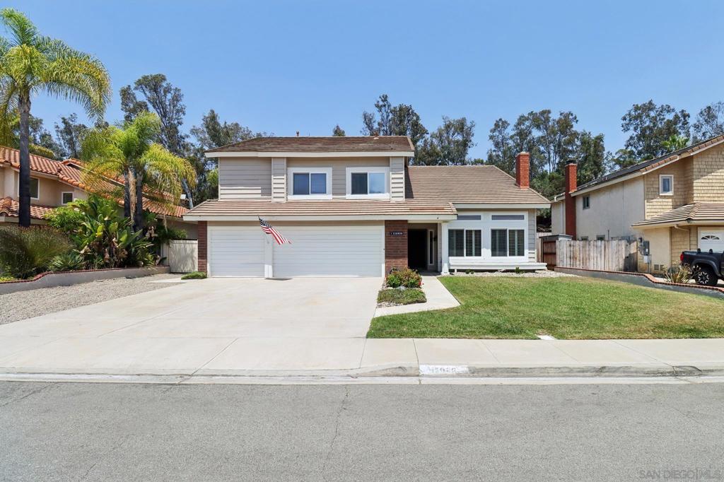 MLS #250035843SD img 1